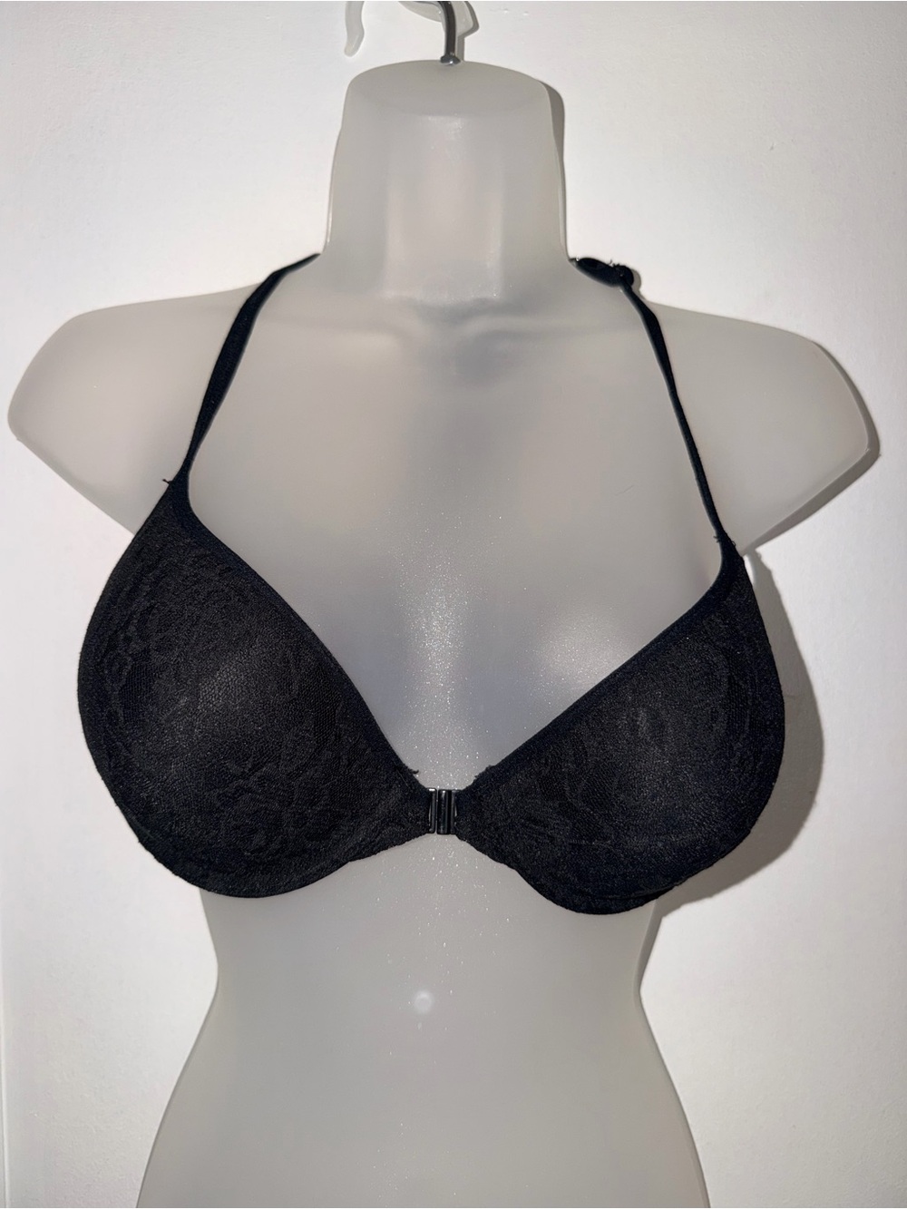 SO Black Lace Front-Closure Push-Up Bra